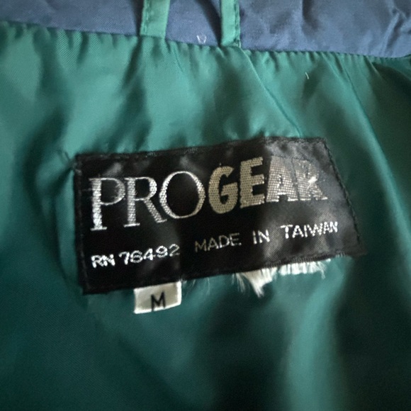 ProGear Medium Green Raincoat - Picture 7 of 7